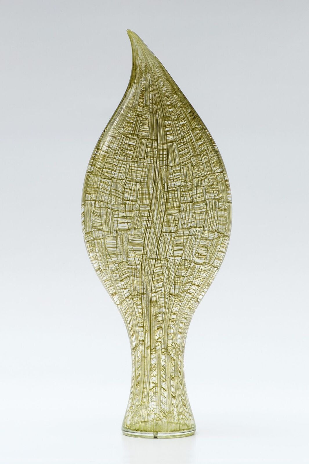 Stephen Bradbourne - Woven Leaf