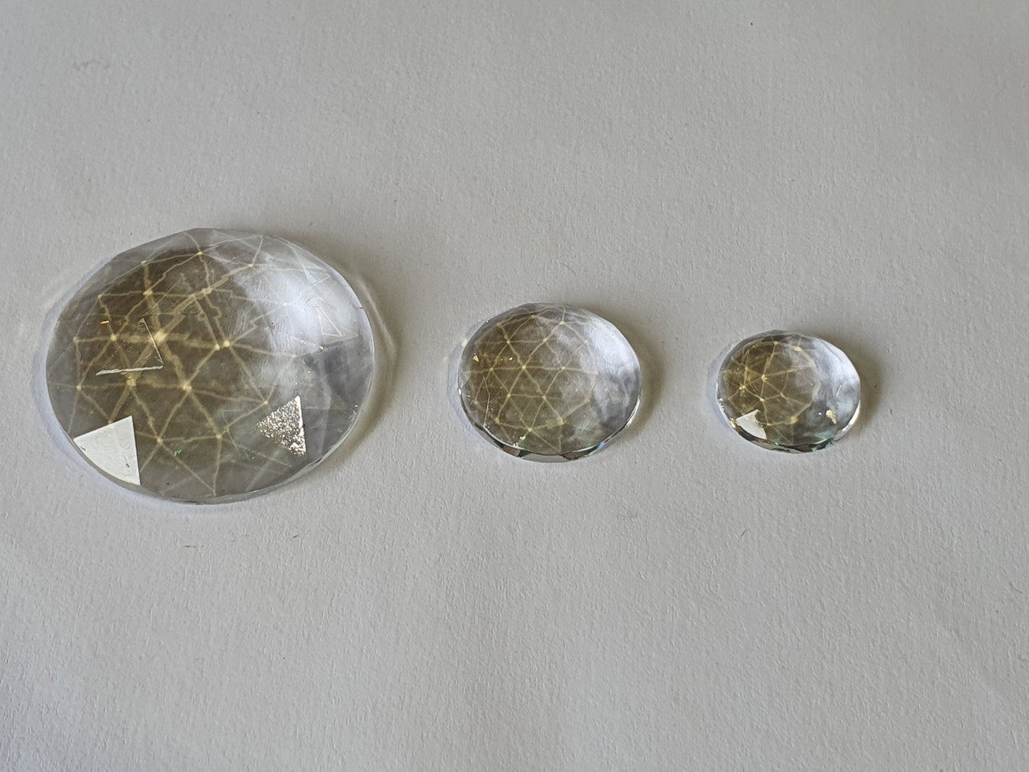 Round Clear Faceted Jewels T