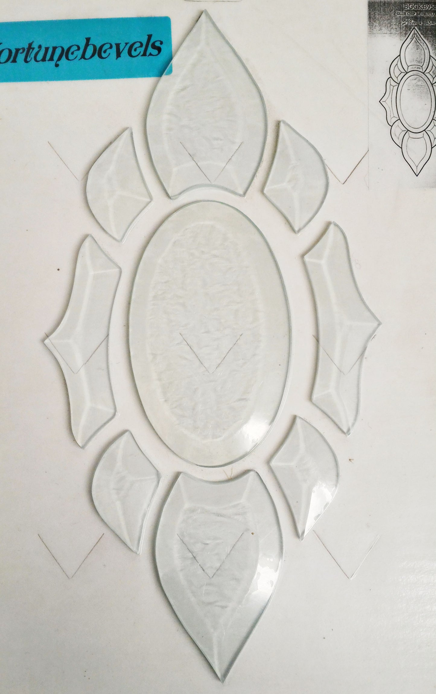 Bevel Cluster - KB 953 Glue Chip