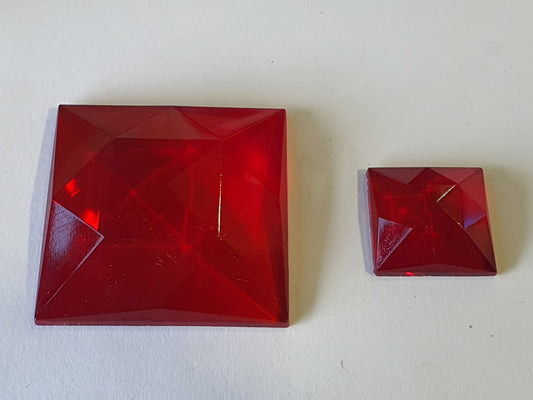 Square Red Faceted Jewels T