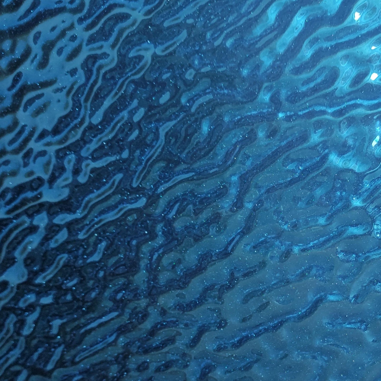 Medium Blue Ripple T