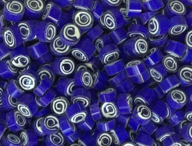 Cobalt Blue & White Spirals O (4/5mm)